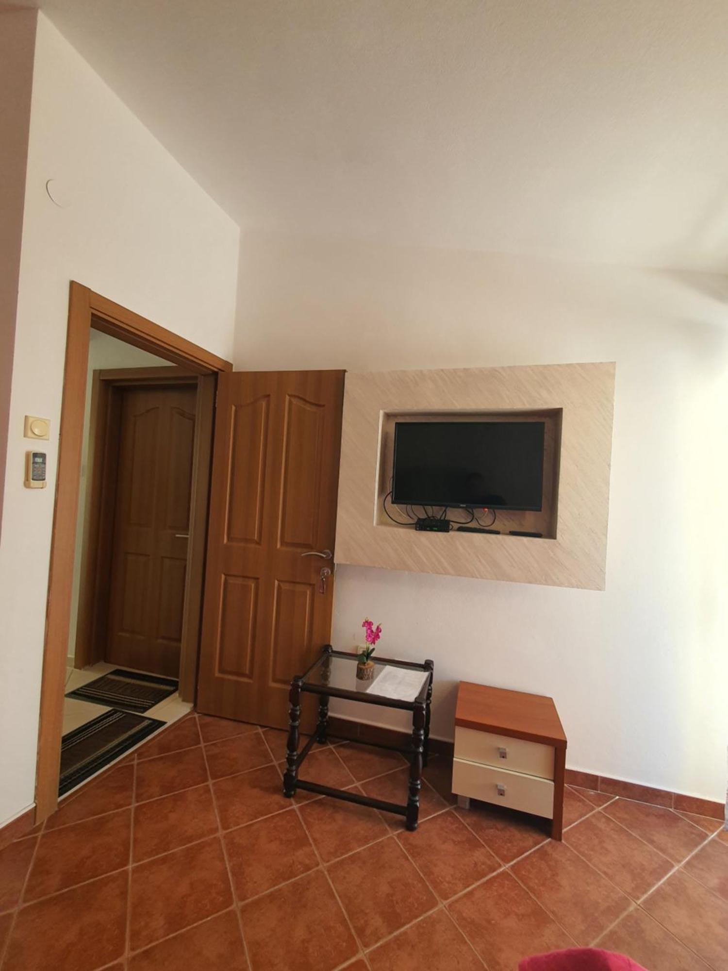 Apartments Petkovic Petrovac Екстериор снимка