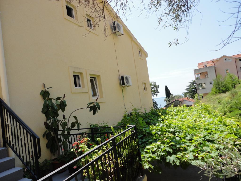 Apartments Petkovic Petrovac Екстериор снимка