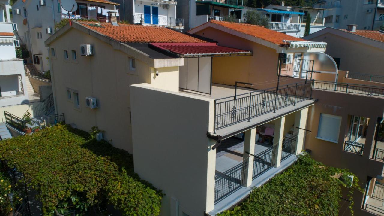 Apartments Petkovic Petrovac Екстериор снимка