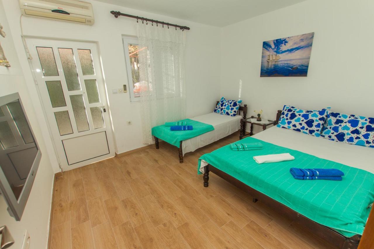 Apartments Petkovic Petrovac Екстериор снимка
