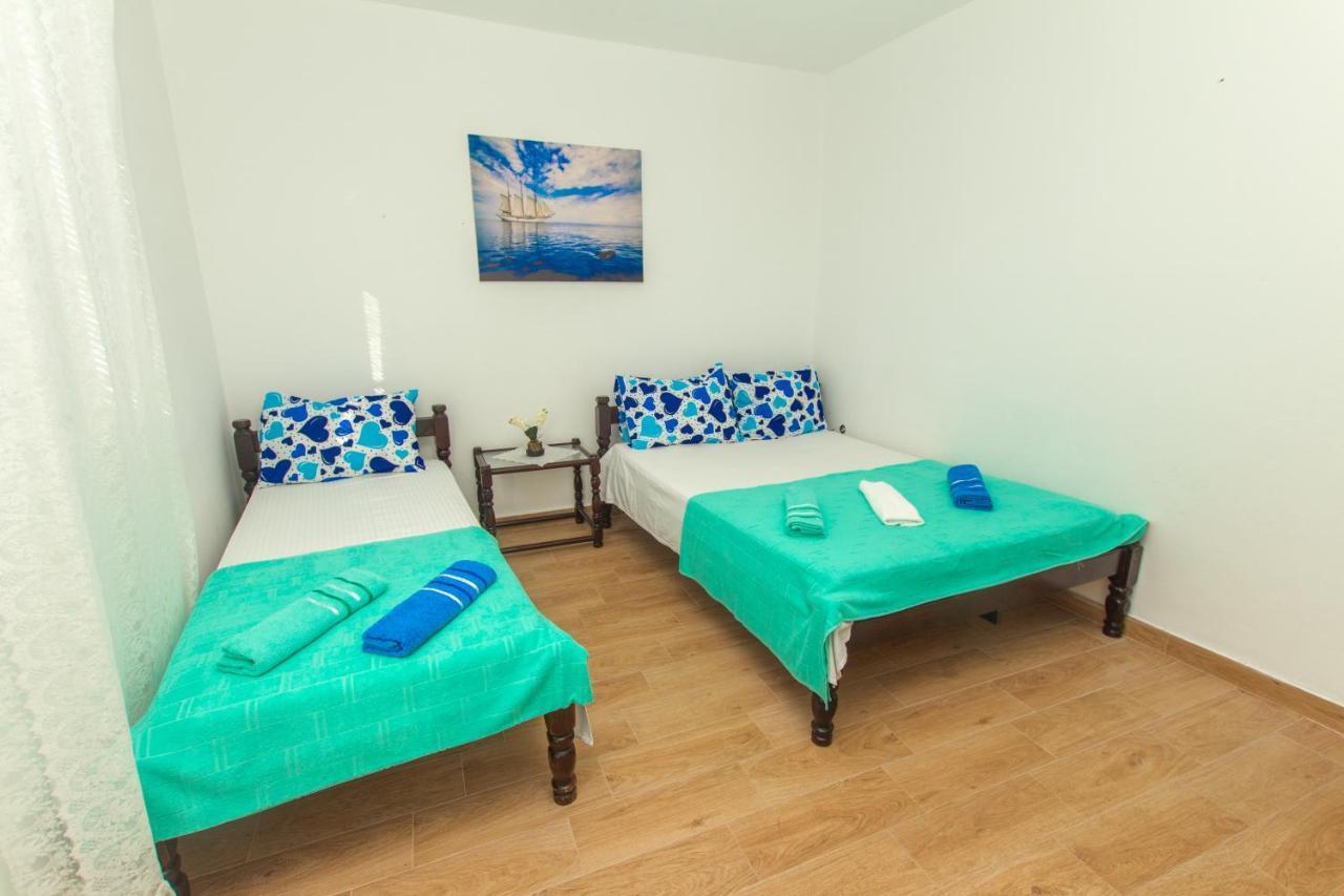 Apartments Petkovic Petrovac Екстериор снимка