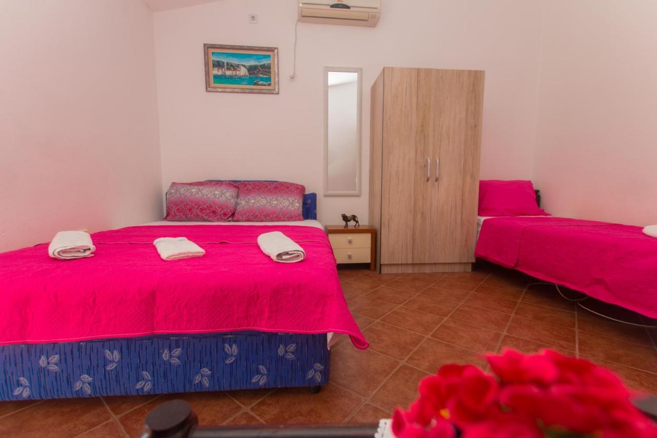 Apartments Petkovic Petrovac Екстериор снимка