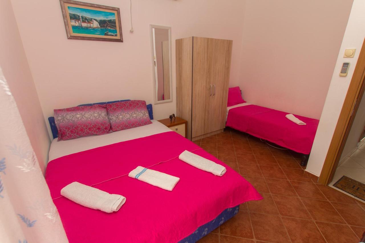 Apartments Petkovic Petrovac Екстериор снимка