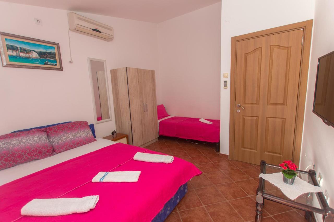 Apartments Petkovic Petrovac Екстериор снимка