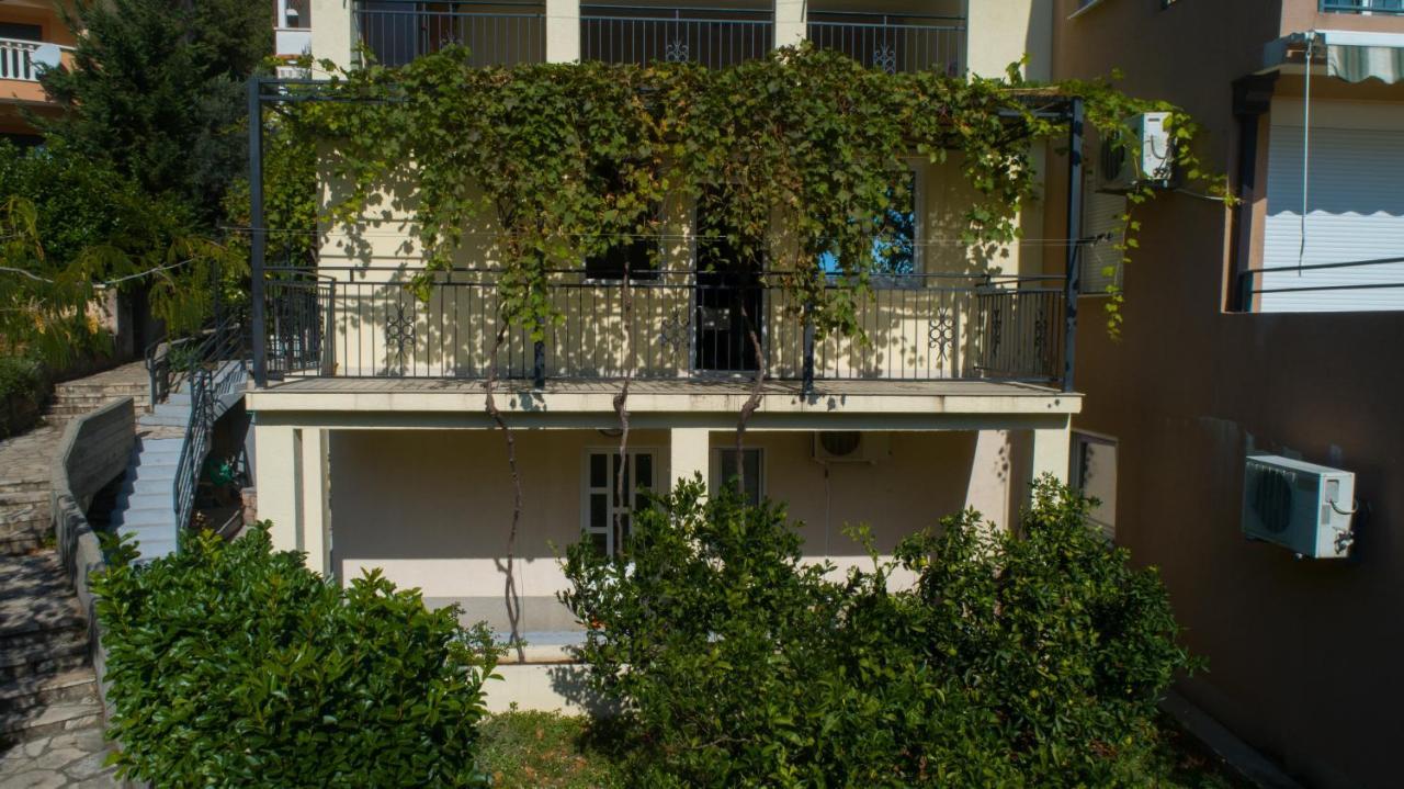 Apartments Petkovic Petrovac Екстериор снимка
