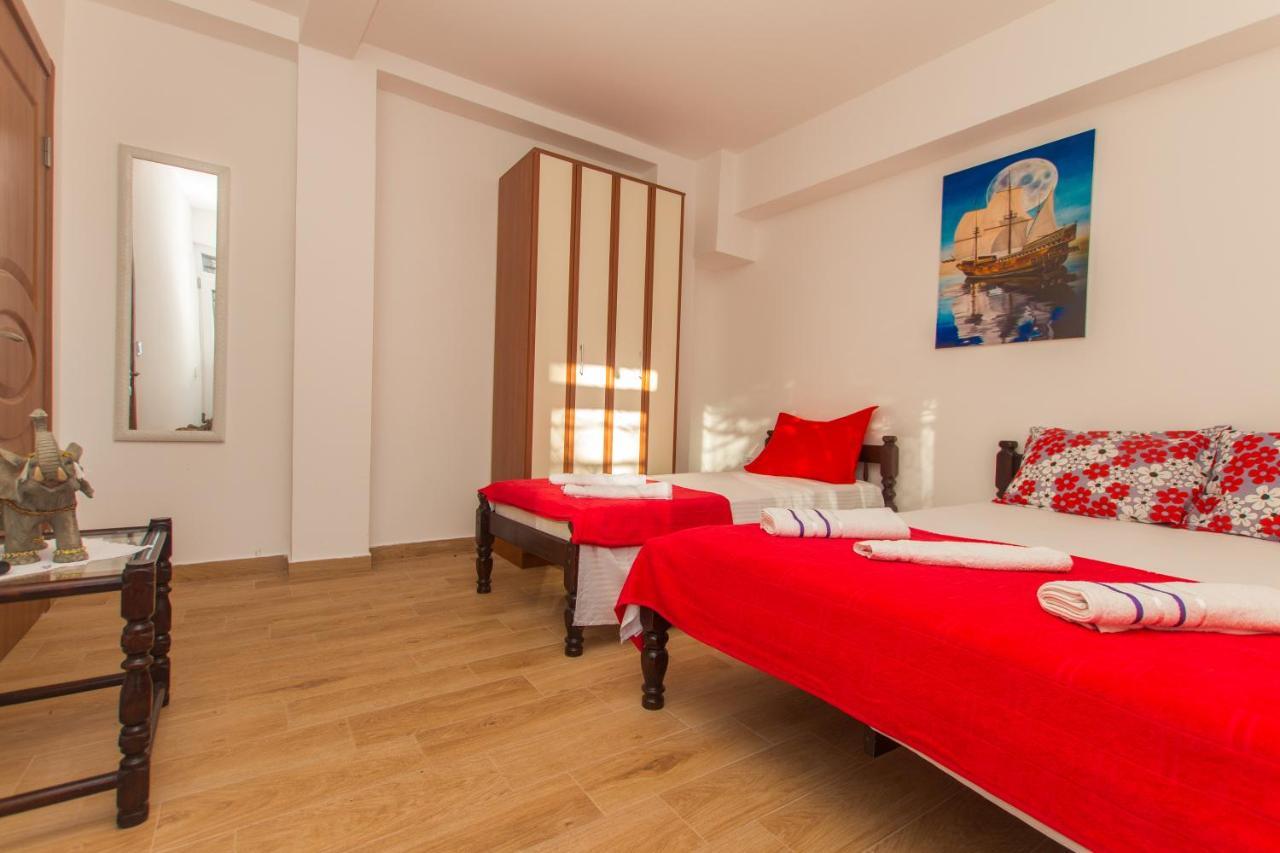 Apartments Petkovic Petrovac Екстериор снимка